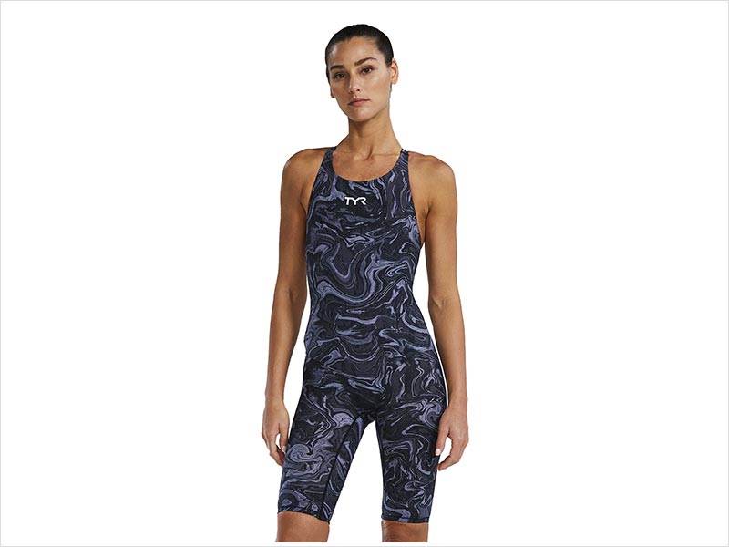 TYR-Thresher-Hyperblitz-Aeroback-Short-John-Titanium-Front(ASTHYP140).jpg